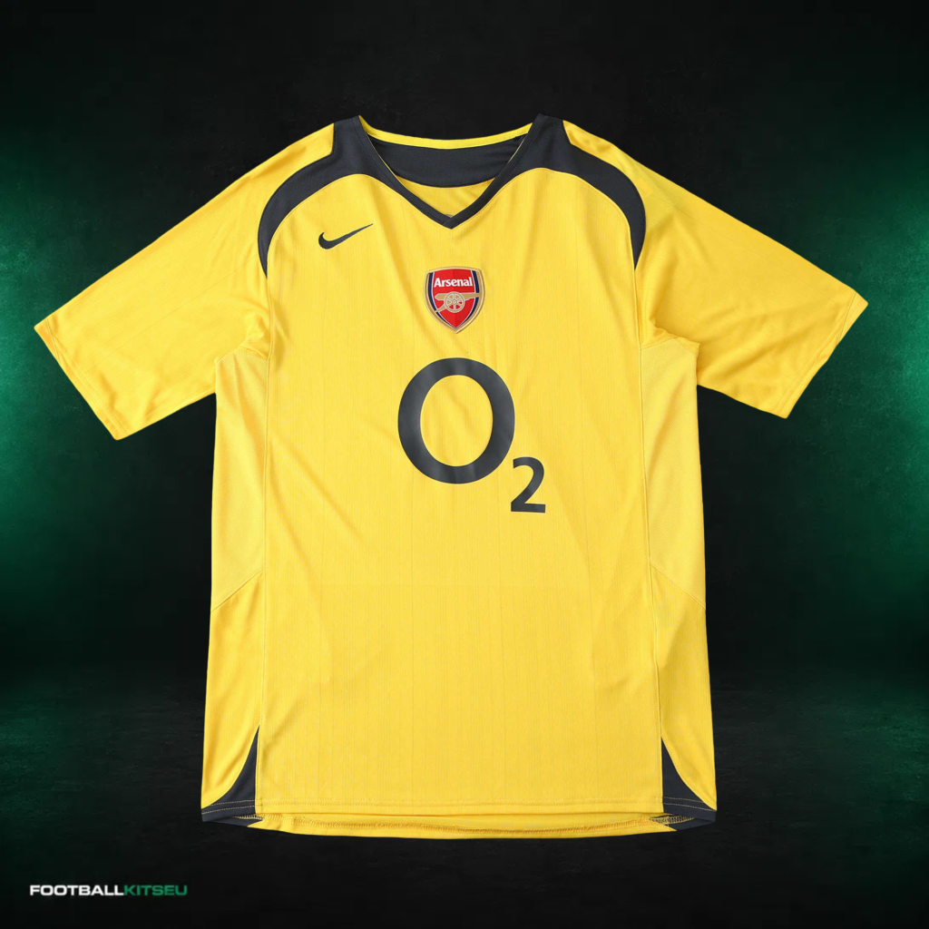 Arsenal FC Away Retro Shirt Fan 2005-06