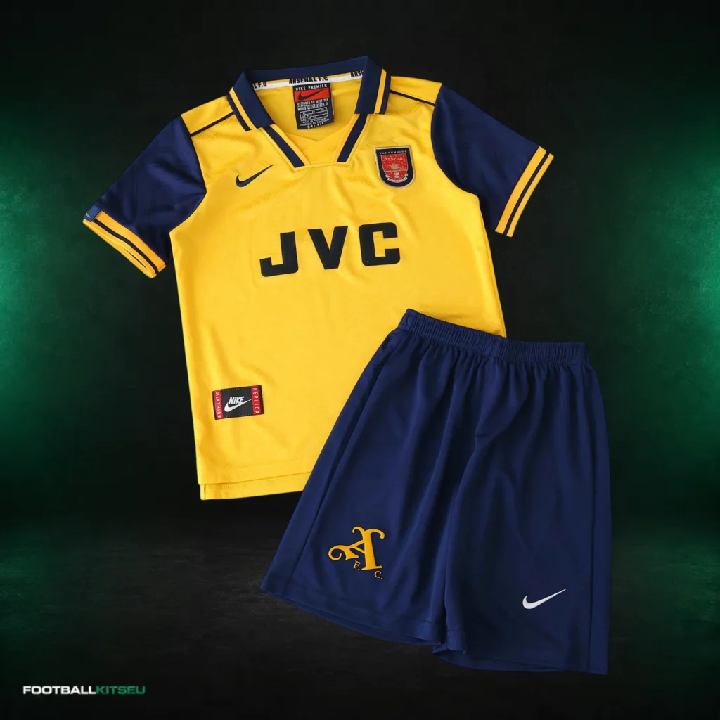 Arsenal FC Away Retro Kids Kit 1996/97
