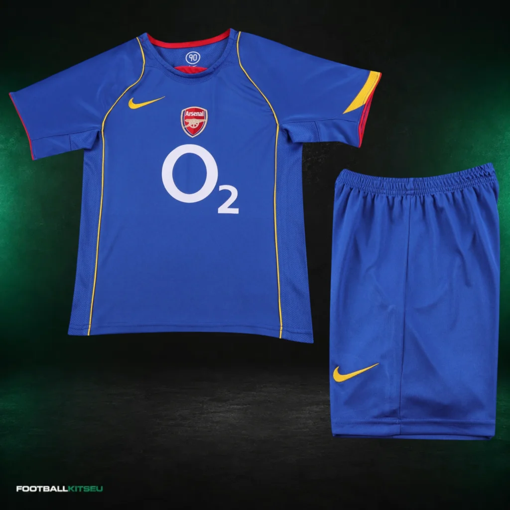 Arsenal FC Away Retro Kids Kit 2004/05