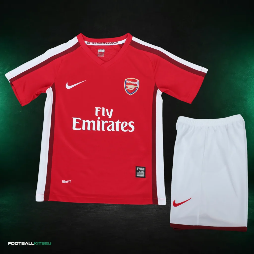 Arsenal FC Home Retro Kids Kit 2008/09