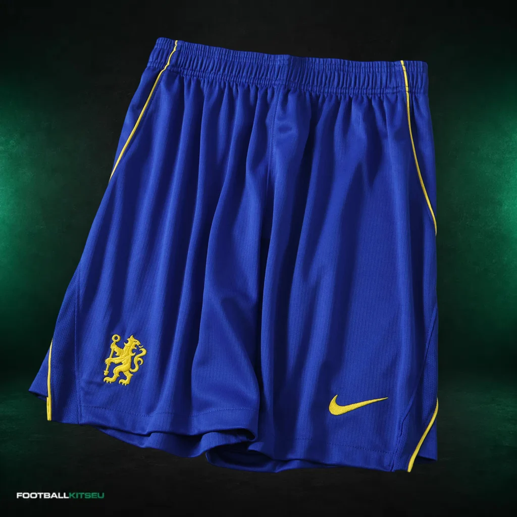 Chelsea Home Shorts Fan 2026/27