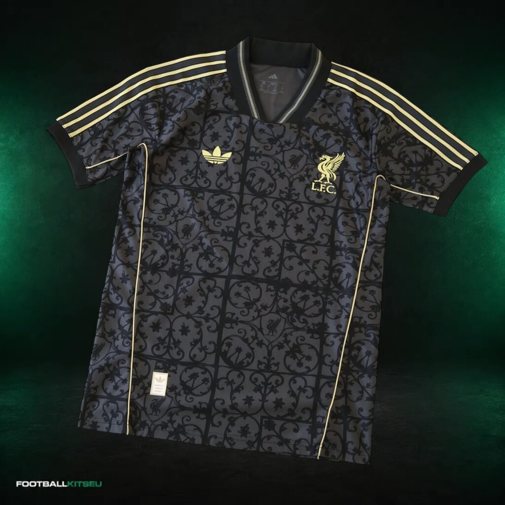 Liverpool Black Gold Edition Shirt Player 2025/26